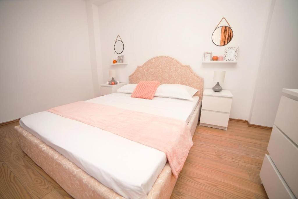 Guesthouse Smart 부쿠레슈티 외부 사진