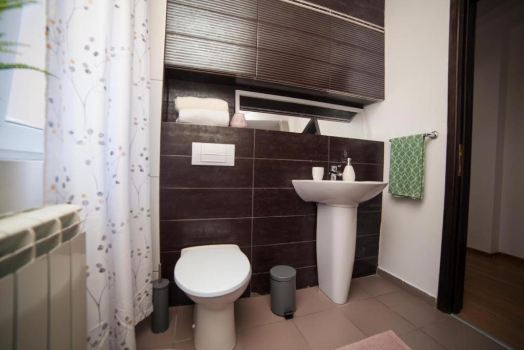 Guesthouse Smart 부쿠레슈티 외부 사진