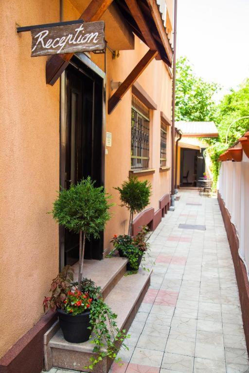 Guesthouse Smart 부쿠레슈티 외부 사진